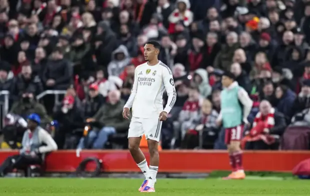 Bellingham Sparks Debate Over Ideal Position