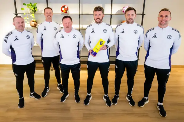 Elite Coaches Distance Themselves From United